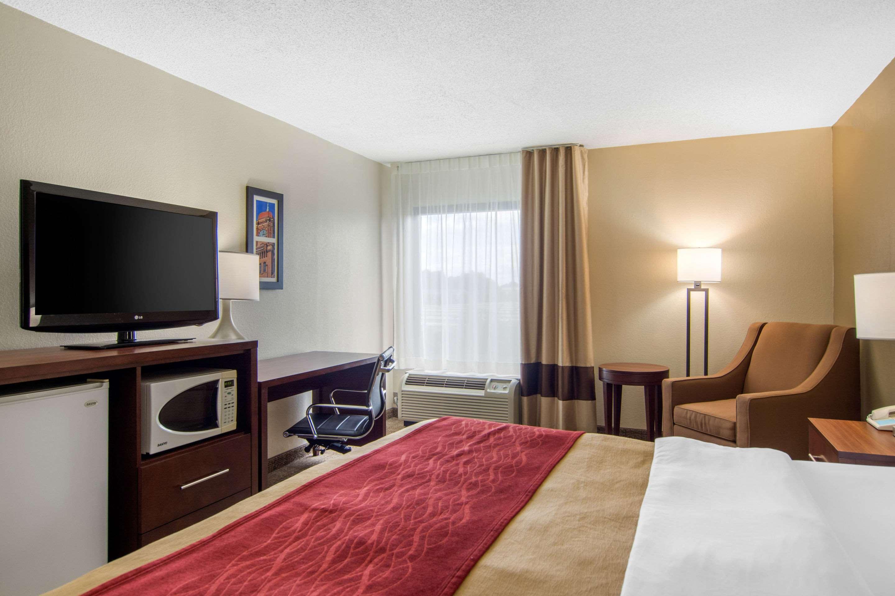 Comfort Inn Chester - Richmond South Dış mekan fotoğraf