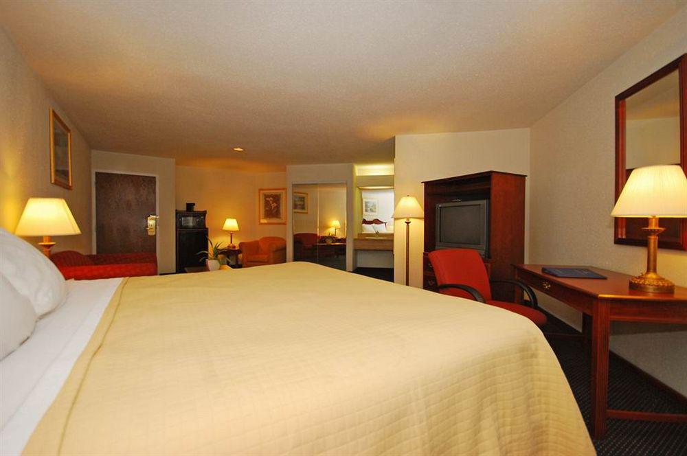 Comfort Inn Chester - Richmond South Dış mekan fotoğraf